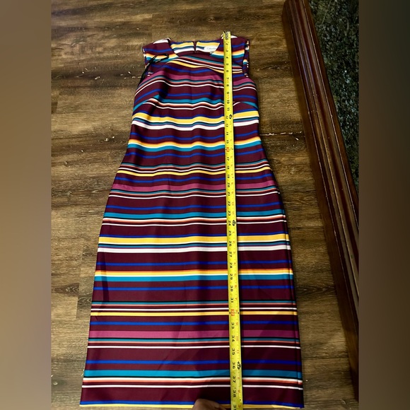 Calvin Klein stripped multi-color below knee sleeveless pencil dress size 6. - Picture 4 of 7